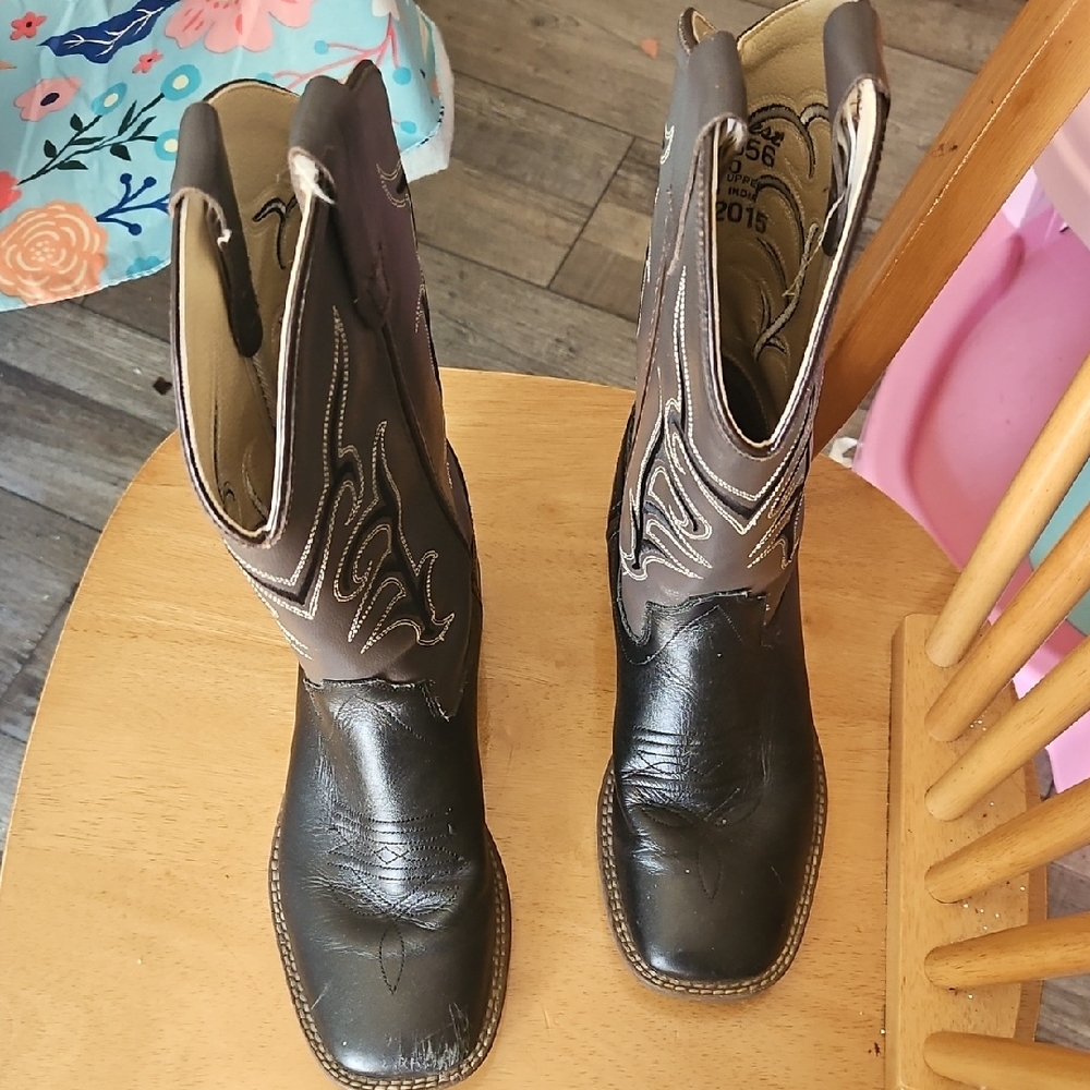 Old West Black Cowboy Boots. Shows Signs of where On Toe Of Boot.